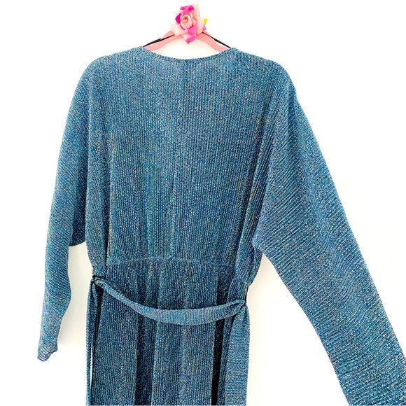 NWT💕Pretty Shimmer Dress SZ L - Picture 6 of 14